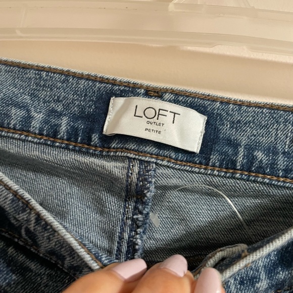 Loft Straight Petite Raw Hem Jeans Size 6 - Picture 7 of 7